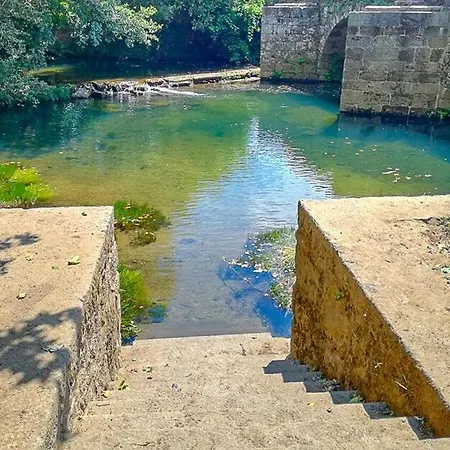 Slow Living Countryside House By Portugal Active בית הארחה Moreira do Lima