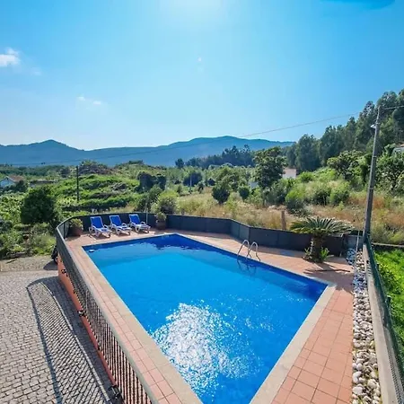 Slow Living Countryside House By Portugal Active بيت للعطل Moreira do Lima